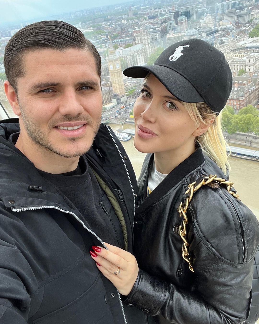 Wanda Nara en Londres junto a Mauro Icardi y sus hijas.