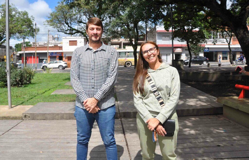 El secretario municipal de Desarrollo Humano, Rodrigo Altea, y la directora de Asistencia Directa, Ana Marisa García, anunciaron operativos "puerta a puerta" en los barrios de la capital jujeña para detectar casos febriles.