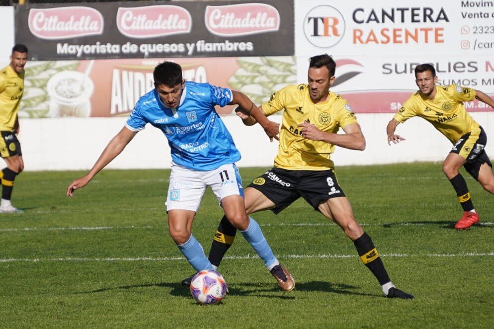 Estudiantes de Río Cuarto visita a Flandria, en Luján, por la fecha 28 de la Zona A de la Primera Nacional. (Prensa Flandria)