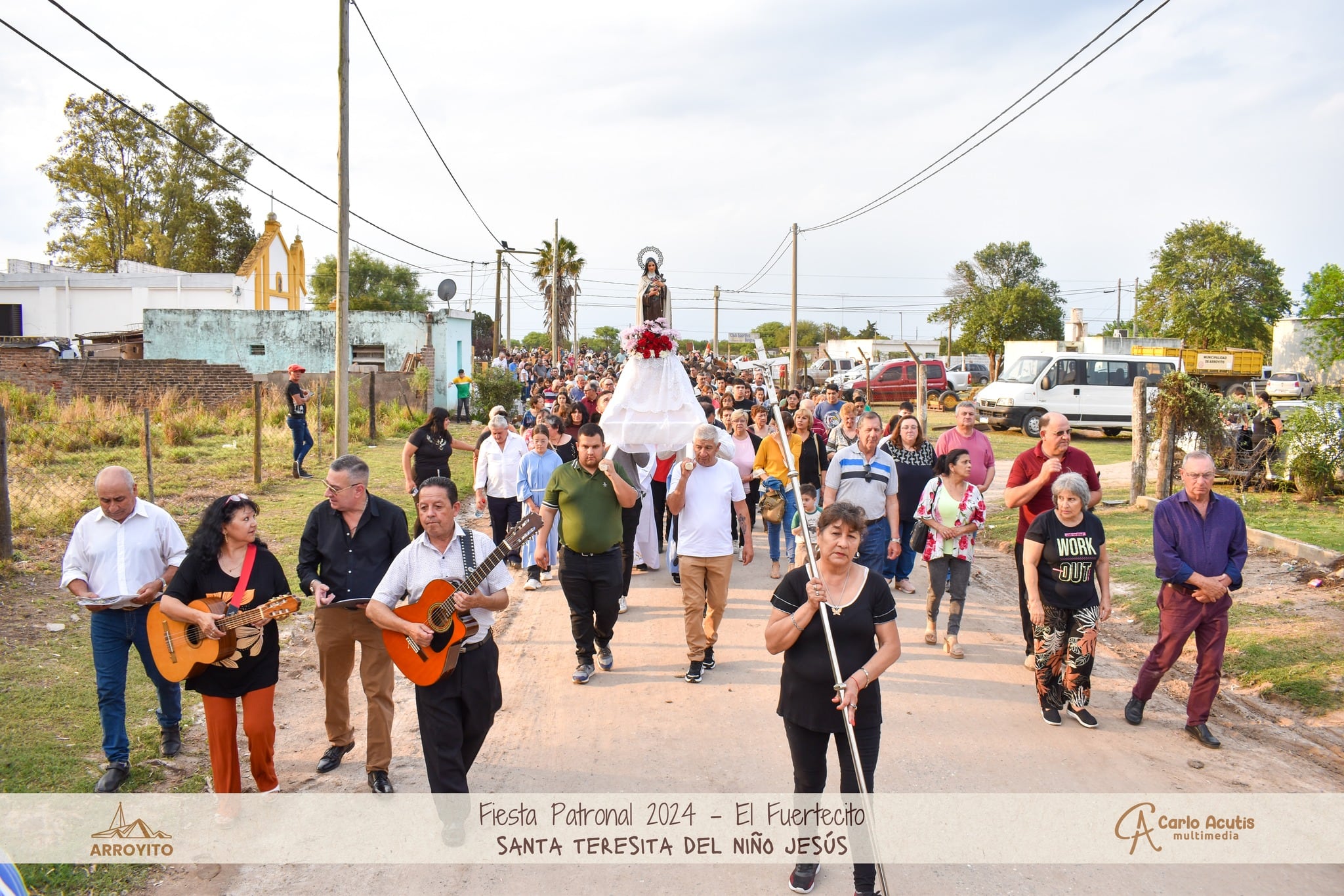 Misa y procesión en honor a Santa Teresita El Fuertecito