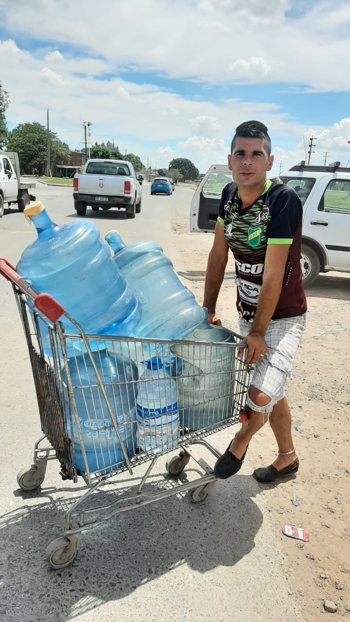 La semana pasada se reunieron con funcionarios municipales para exigir una media sombra. (CIMECO)