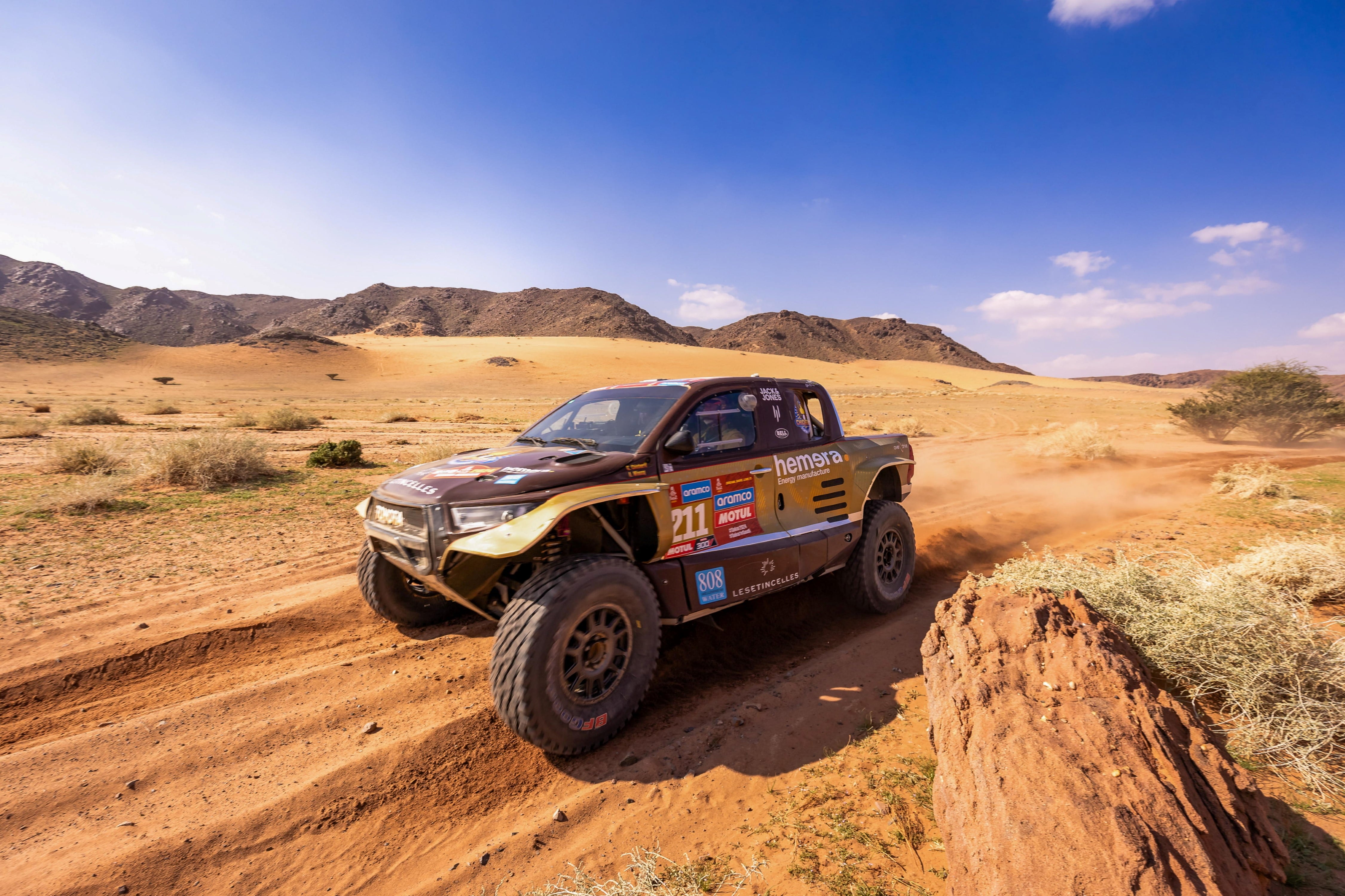 Guillaume De Mevius, durante la primera etapa del Dakar 2024, que ganó con su Toyota Hilux. El belga fue segundo al final de la competencia.