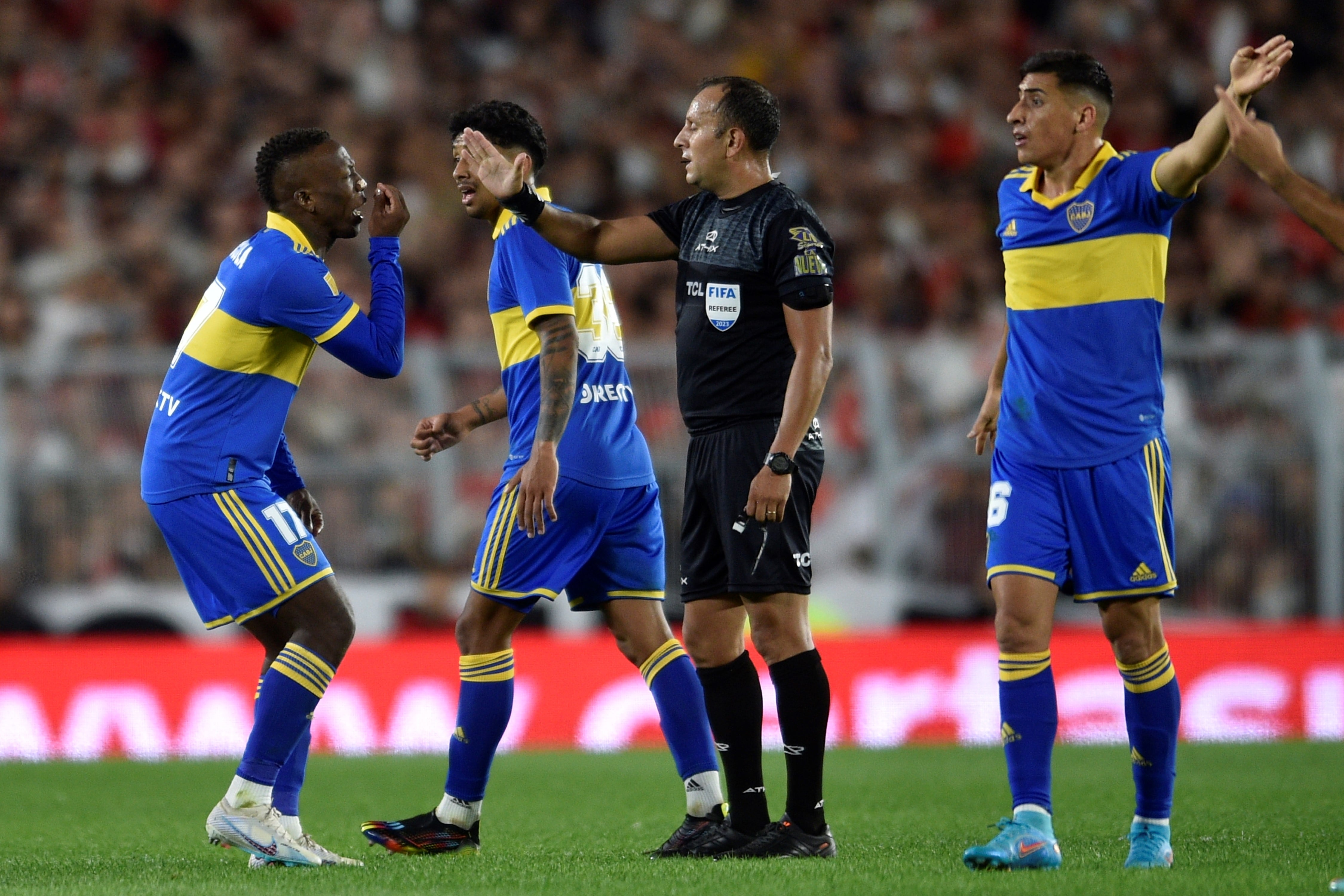 Darío Herrera no dirigirá en la fecha 16 de la Liga Profesional. Foto: AP.