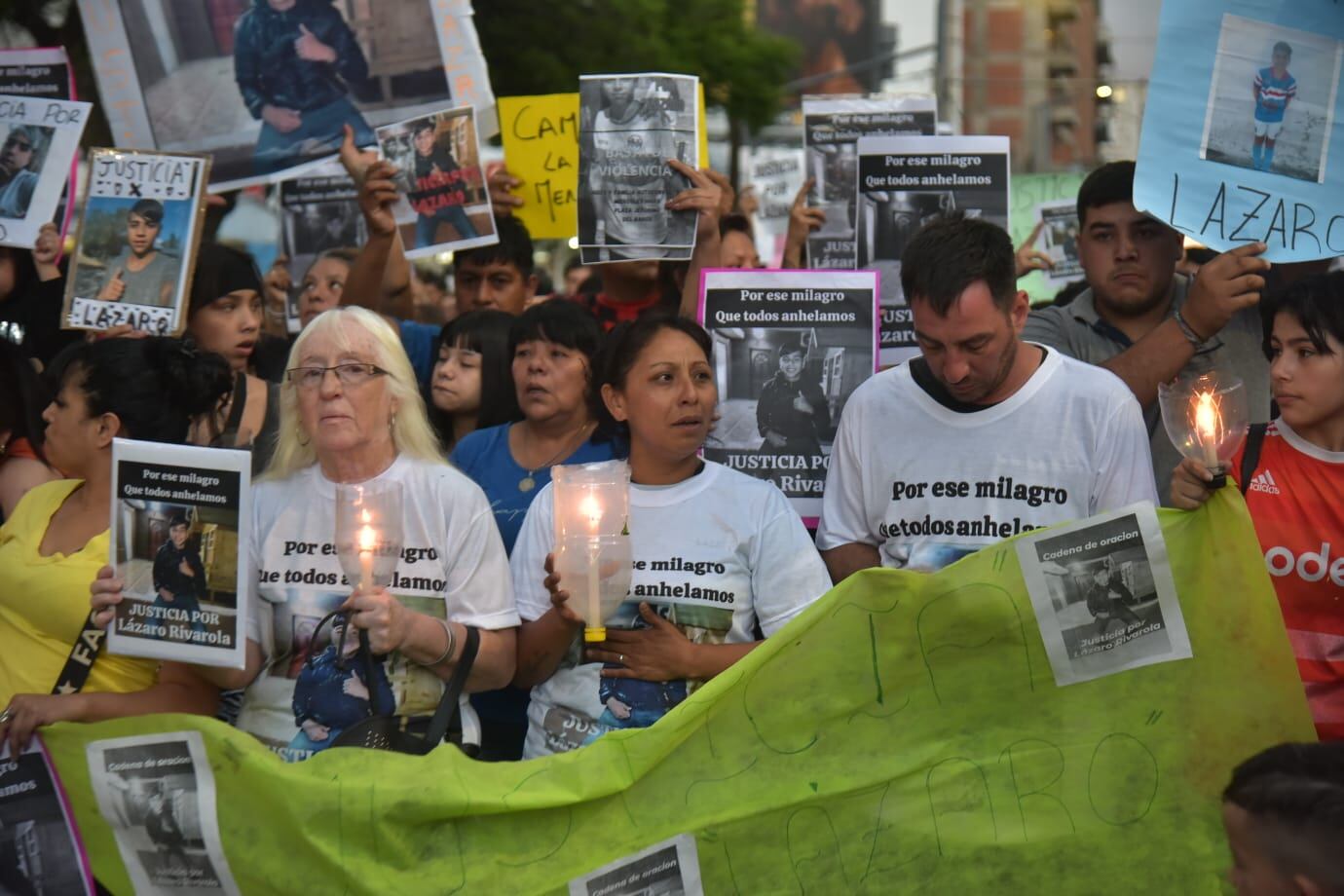 Familiares y amigos piden justicia por el adolescente.