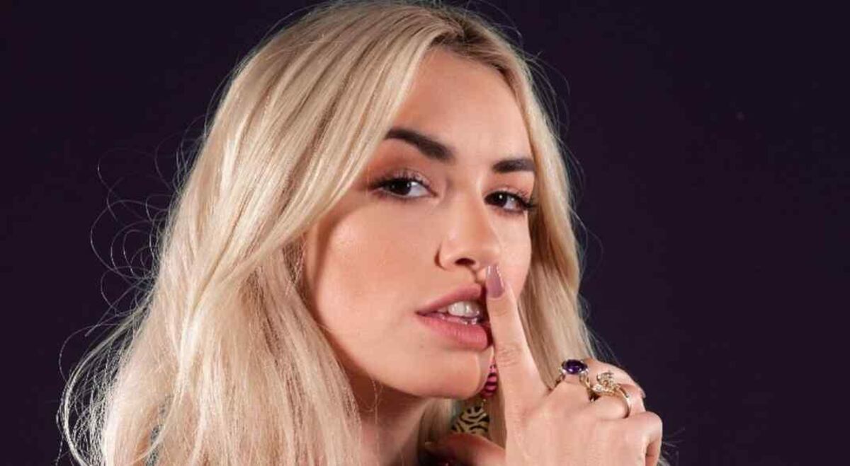 Lali Espósito beboteó en Instagram con sus mejores imágenes del rodaje de Sky Rojo