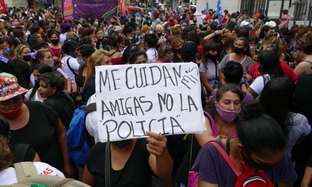 Marcha Ni Una Menos en el Palacio de Tribunales, en la Ciudad de Buenos Aires.