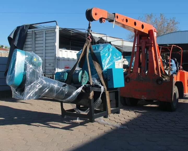 El centro de acopio de Pérez Recicla: se encuentra trabajando en la ciudad, con el objetivo de “disminuir el impacto ambiental del tratamiento de residuos, mejorando la calidad de vida de las vecinas y vecinos de la ciudad”.