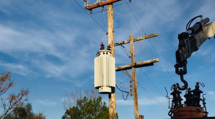 Energía de Misiones realiza trabajos de mejoramiento en Campo Viera y Santo Pipó