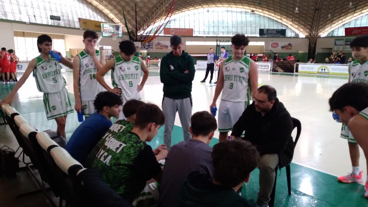 El Cultural Arroyito jugó ante San Isidro por la Liga Provincial de Clubes de Básquet