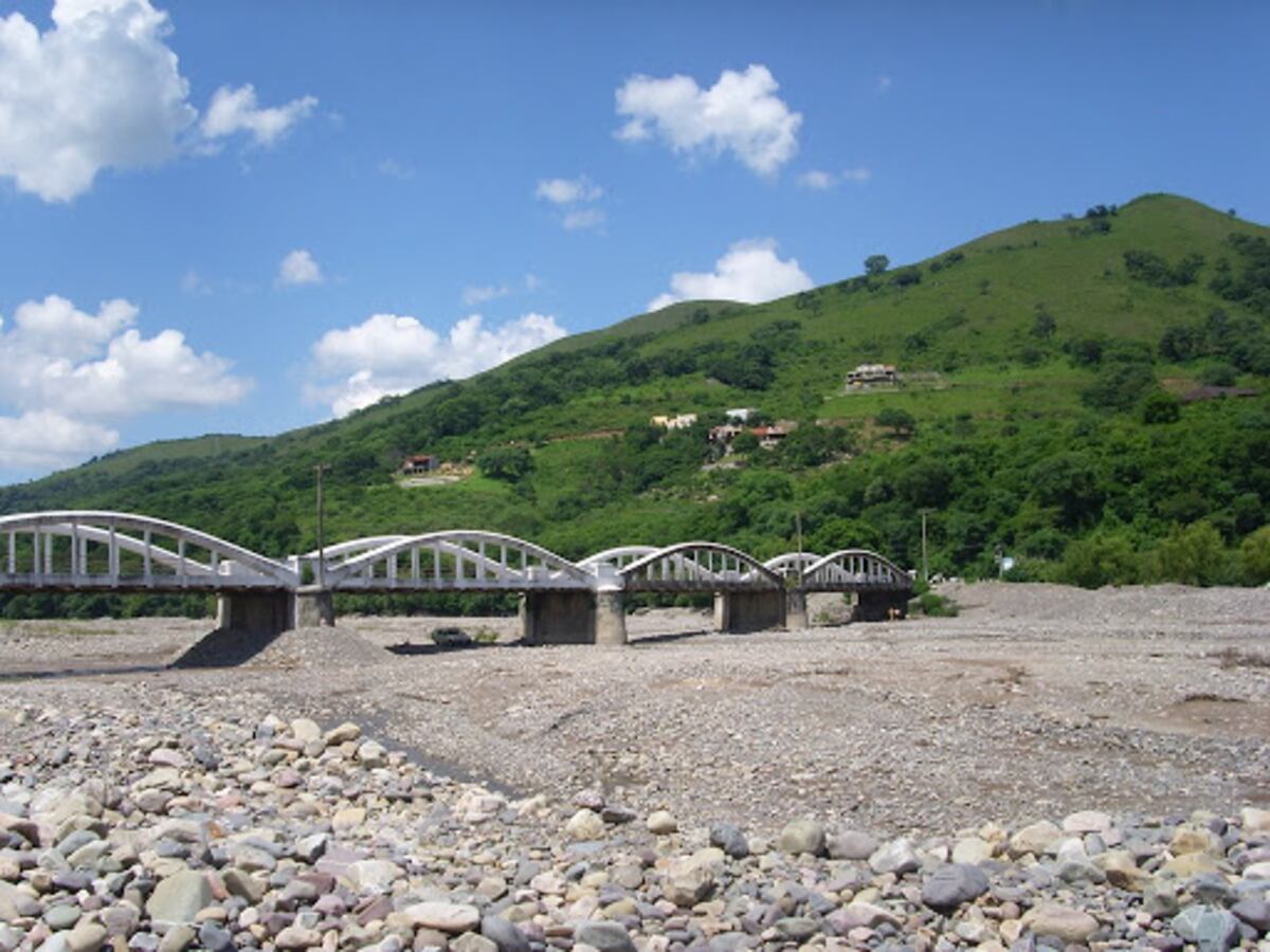Encontraron restos humanos en los márgenes de un río de Salta