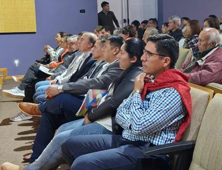 Autoridades locales, funcionarios de Salta y Jujuy y empresarios de ambas provincias asistieron al acto de presentación de la Expojuy 2024 en Güemes.