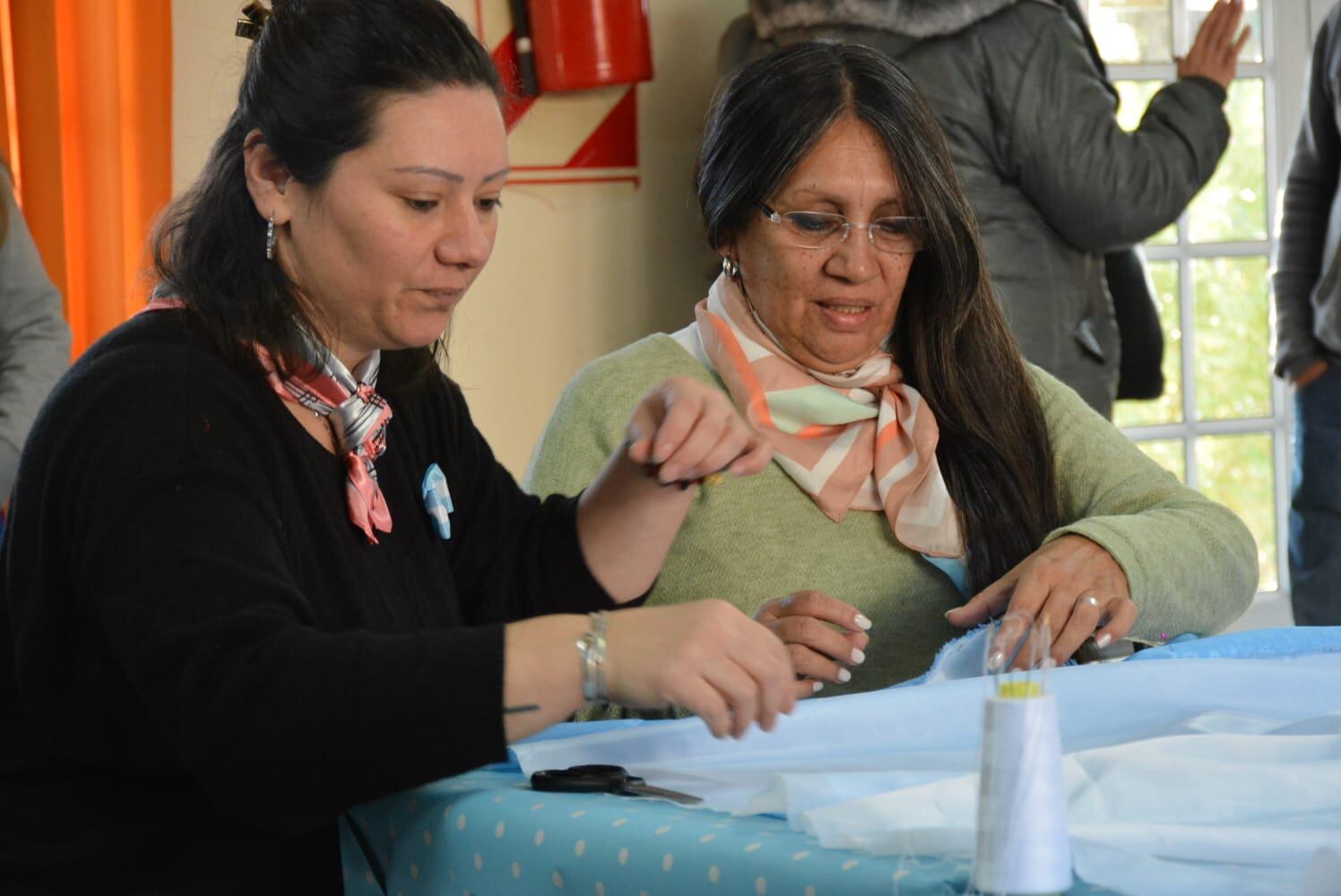 Proyecto "Cosiendo con el corazón".