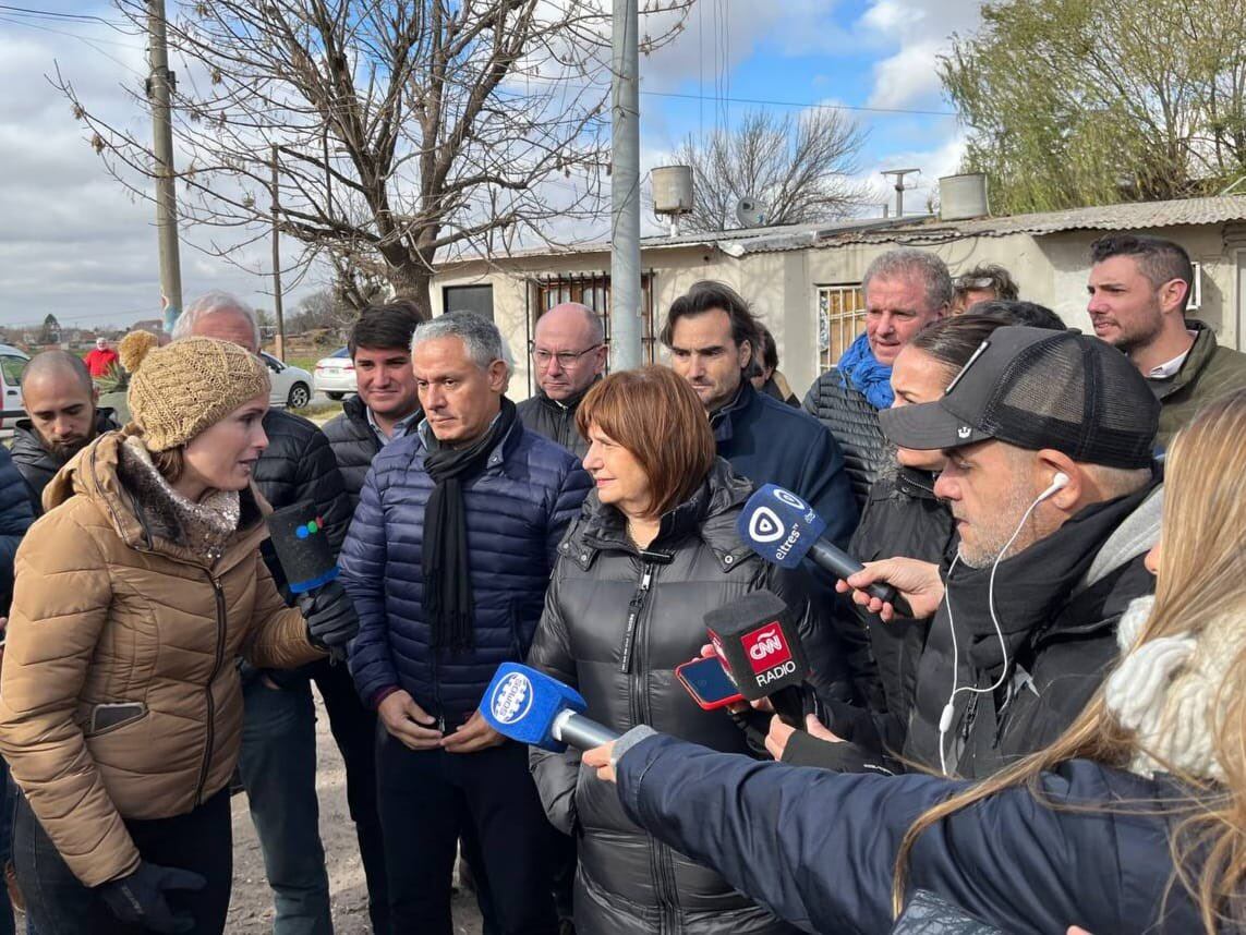 Patricia Bullrich recorrió zonas de Rosario y habló sobre un plan para luchar contra el narcotráfico.