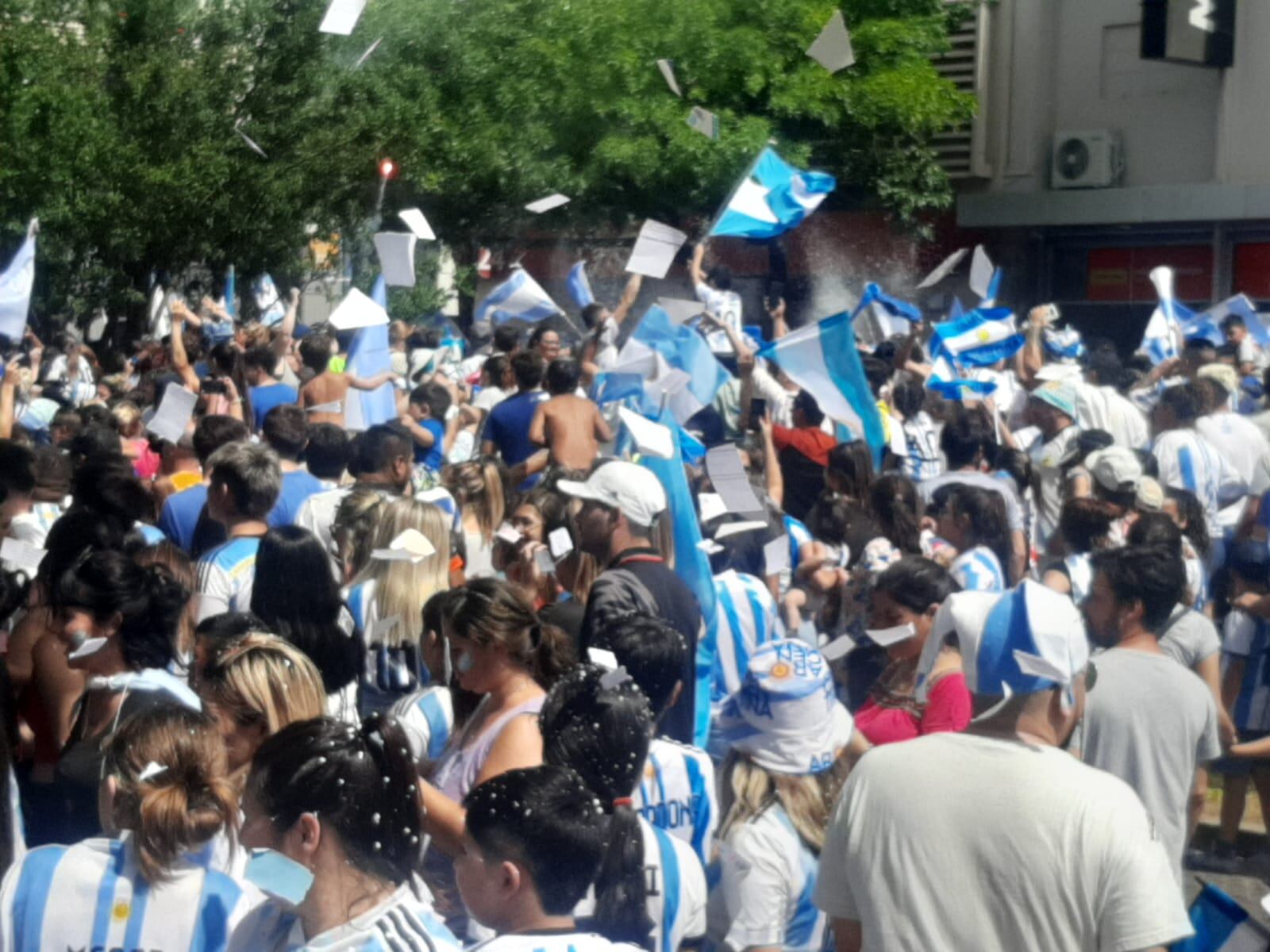 Rafaela gritó bien fuerte Argentina campeón!!!