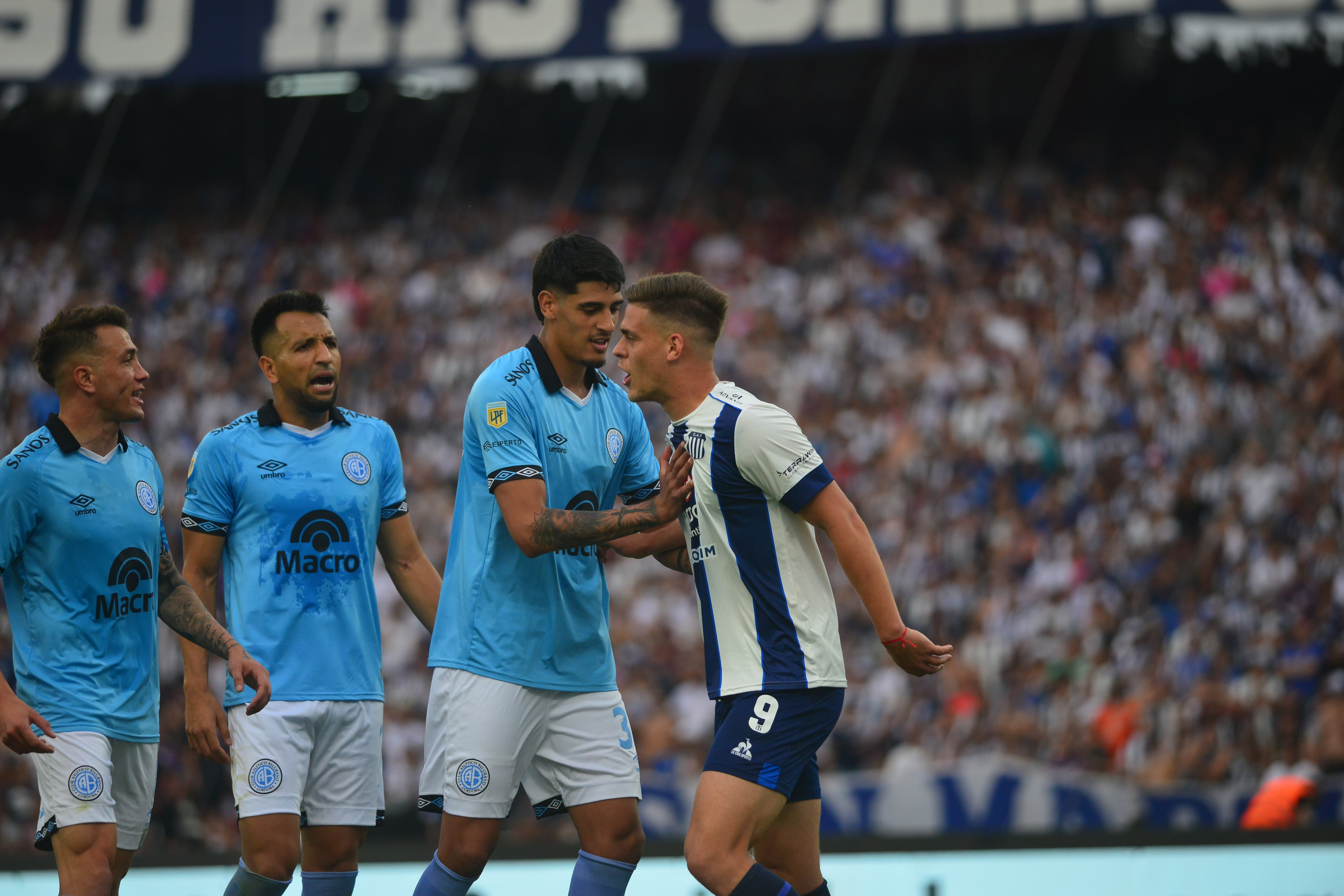 Super Clásico de Córdoba Talleres vs Belgrano en el Kempes