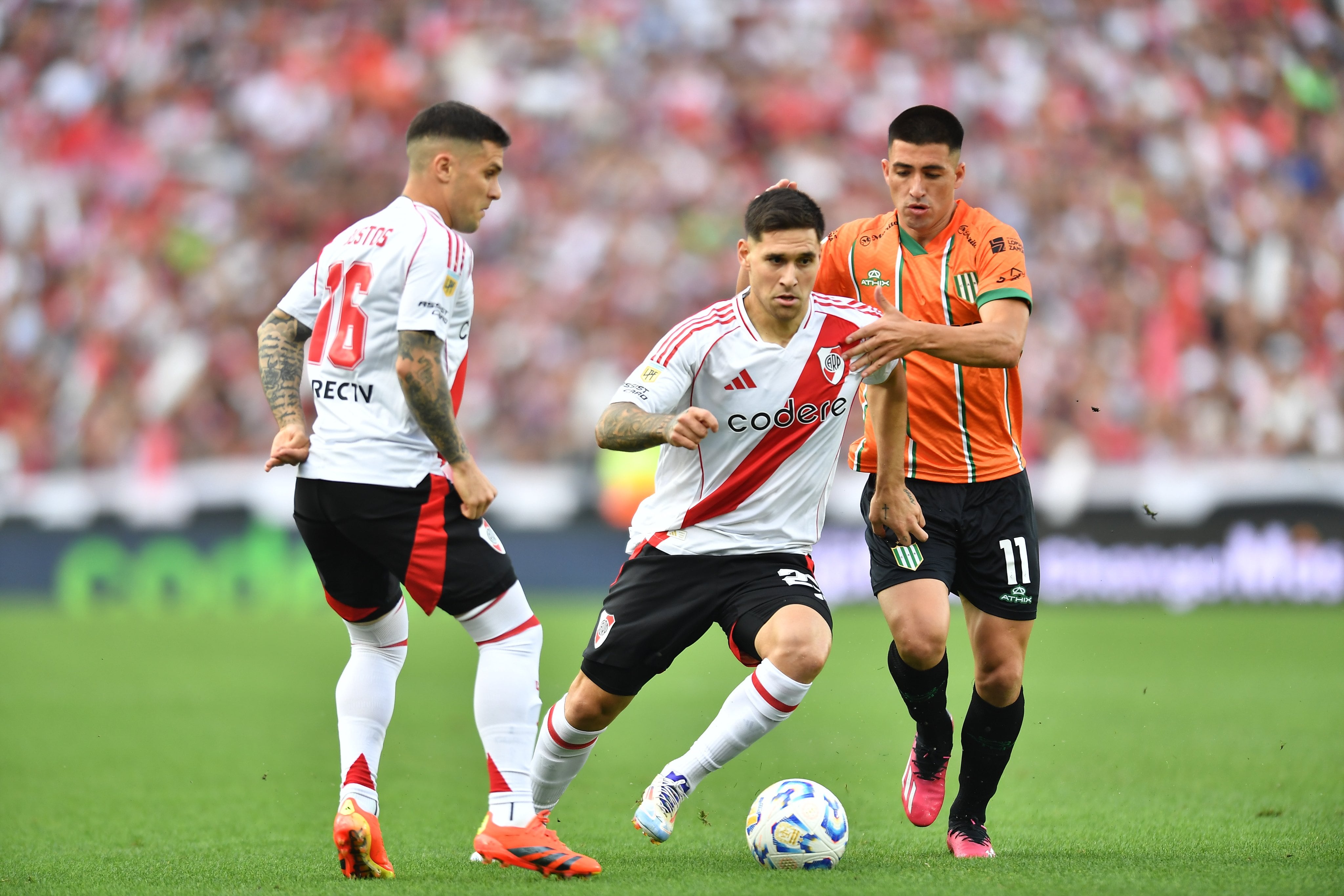 Rodrigo Villagra se gana un lugar en el Millonario (River)