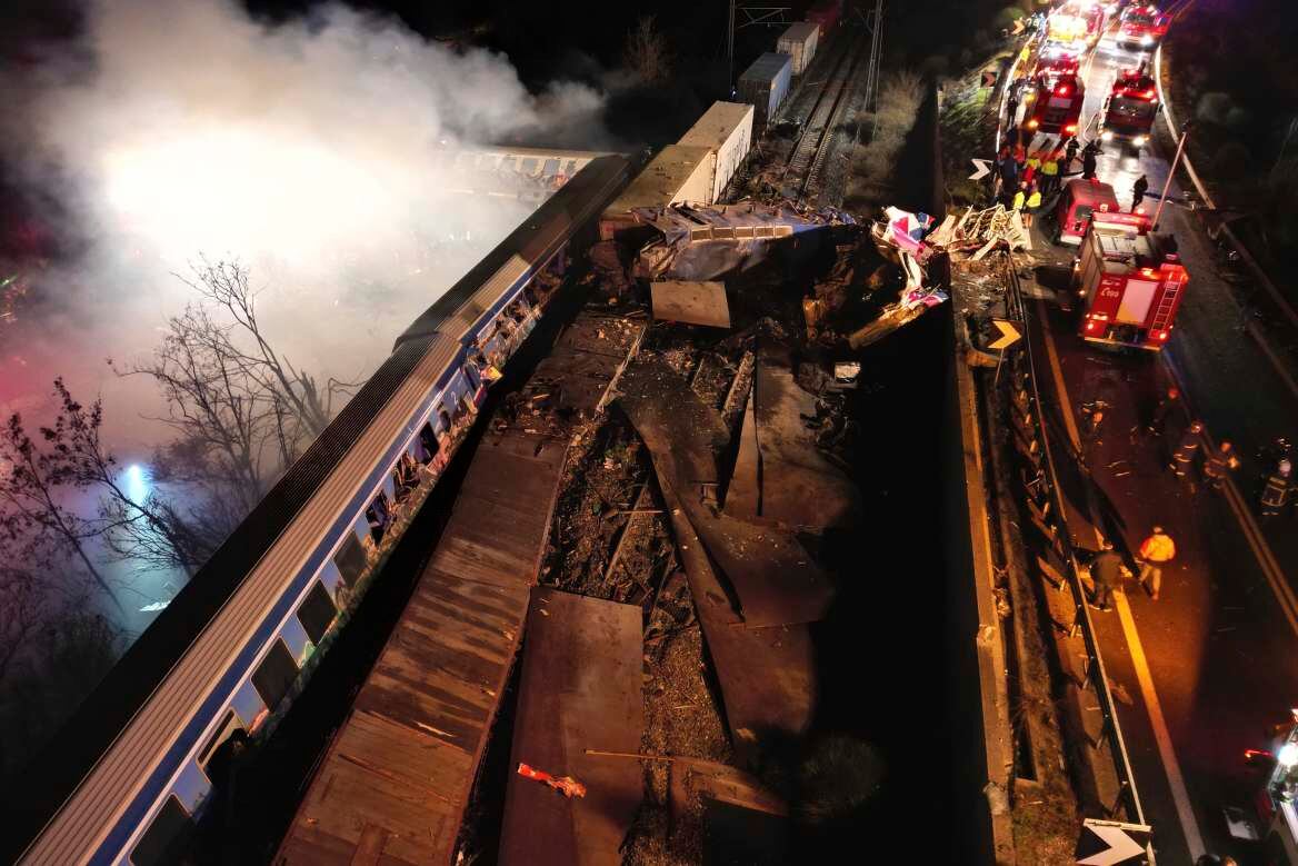 Grave accidente de trenes en Grecia