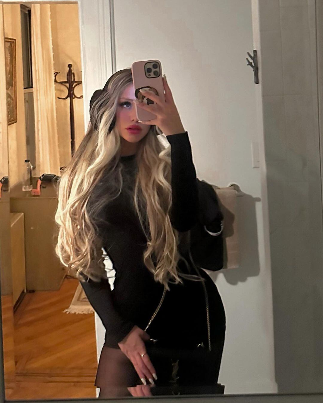 Agustina Añon se llevó todas las miradas con un look total black infartante