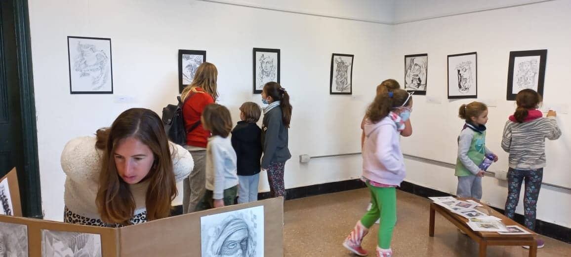 Visita al CCE de alumnos de la Escuela de Educación Estética Nº 2