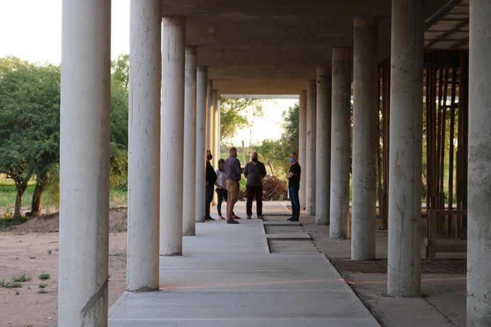 Centro Interpretativo, obra en construcción. La visita incluyo todo el futuro Circuito Turístico Sustentable.