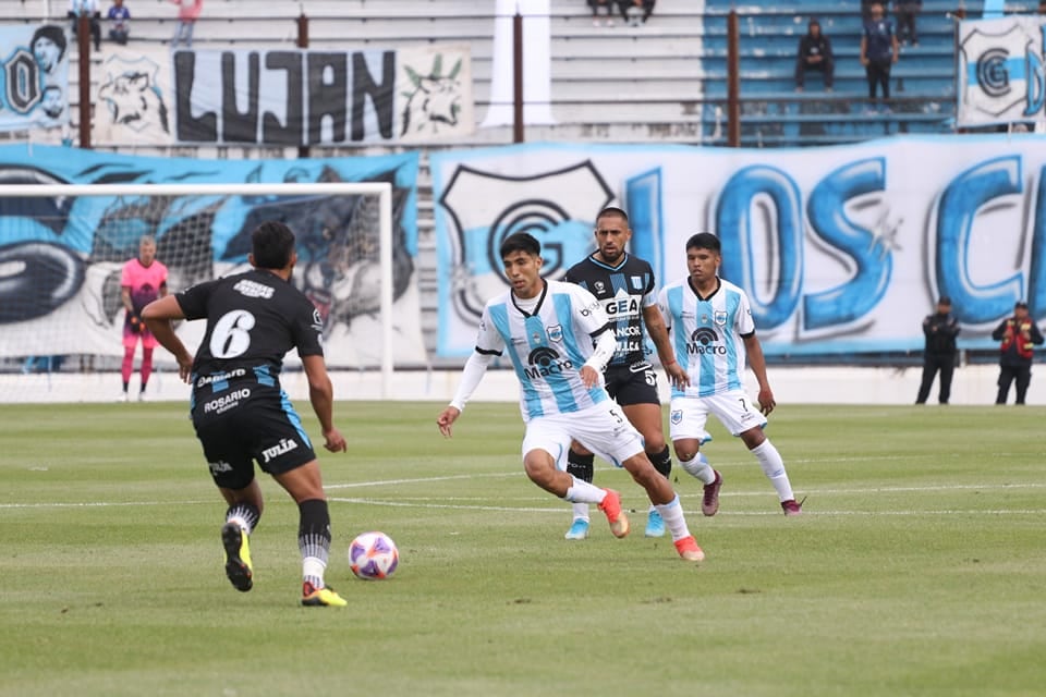 Gimnasia y Esgrima de Jujuy jugó de local este domingo y le ganó a Racing de Córdoba.