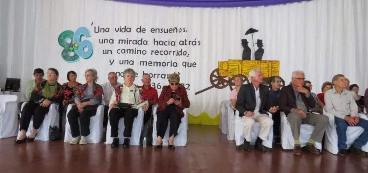 Homenajearon a pioneros en el marco del aniversario del municipio de Wanda
