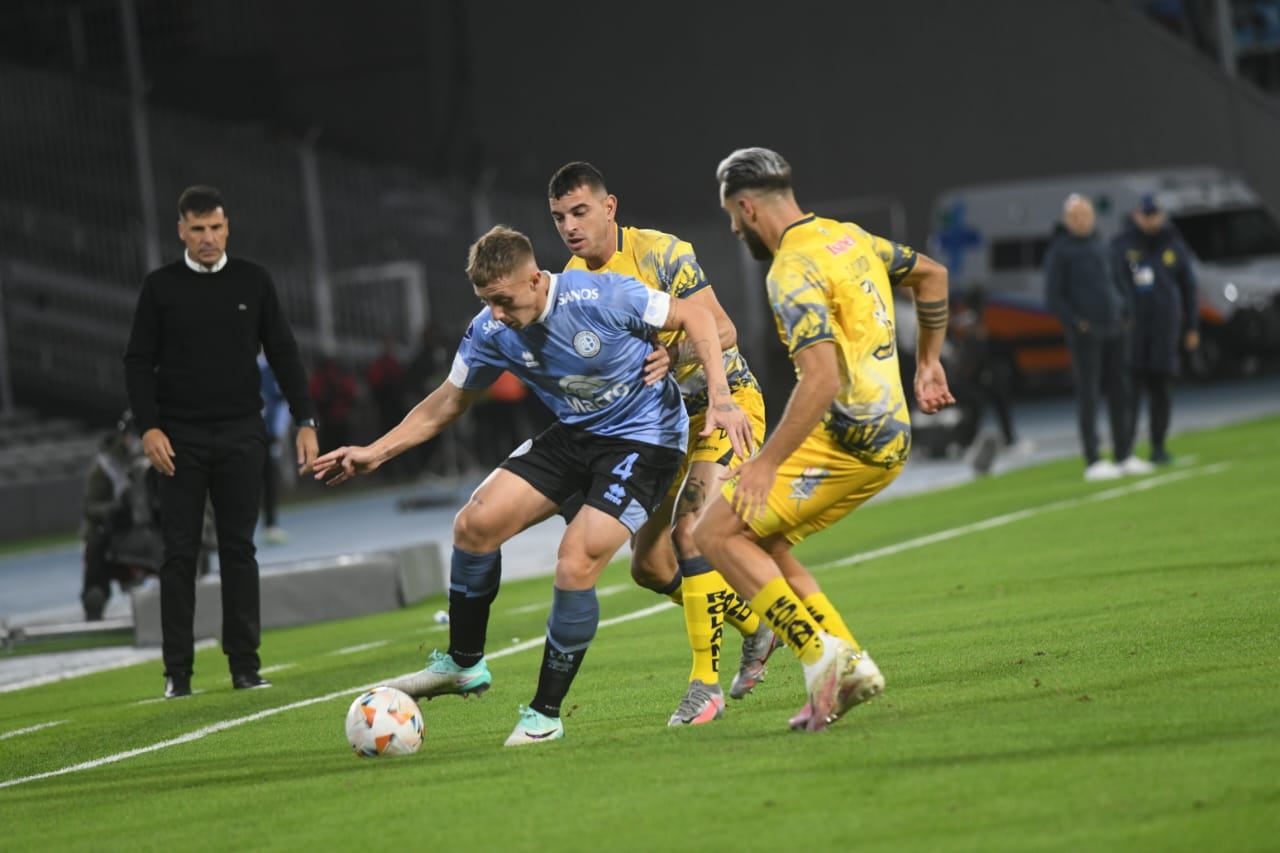 Belgrano enfrentó a Delfín de Ecuador en el estadio Mario Alberto Kempes, por la cuarta fecha del Grupo C de la Copa Sudamericana. (Javier Ferreyra / La Voz)