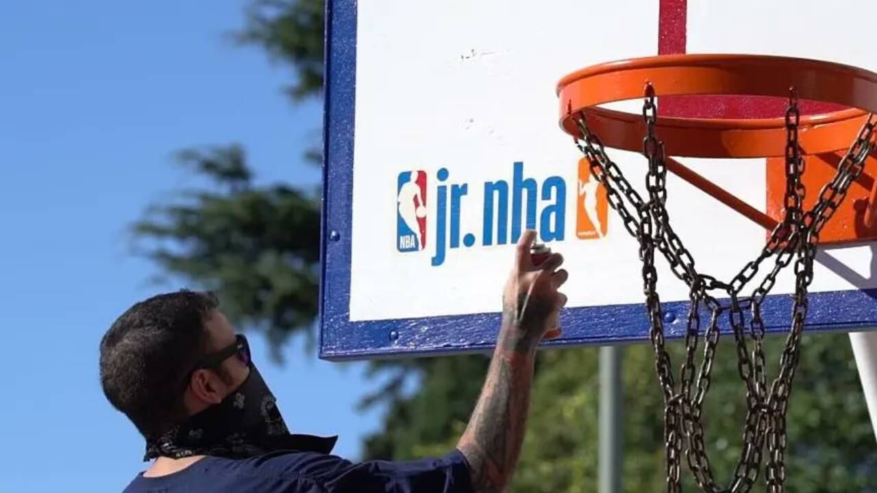 La NBA remodeló la cancha del parque Urquiza