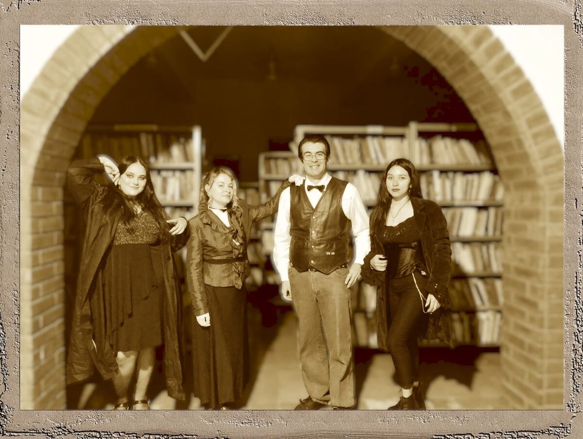 La Biblioteca José H. Porto celebra Halloween con una noche de terror y ...
