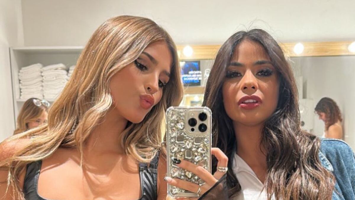 Duelo de estilos: Julieta Poggio y Daniela Celis vestidas en blanco y negro hicieron subir la temperatura