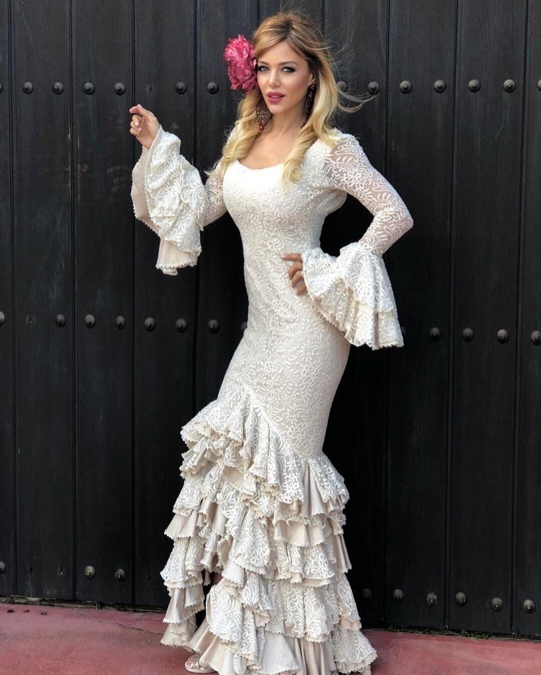 El look al estilo flamenco de Evangelina Anderson.