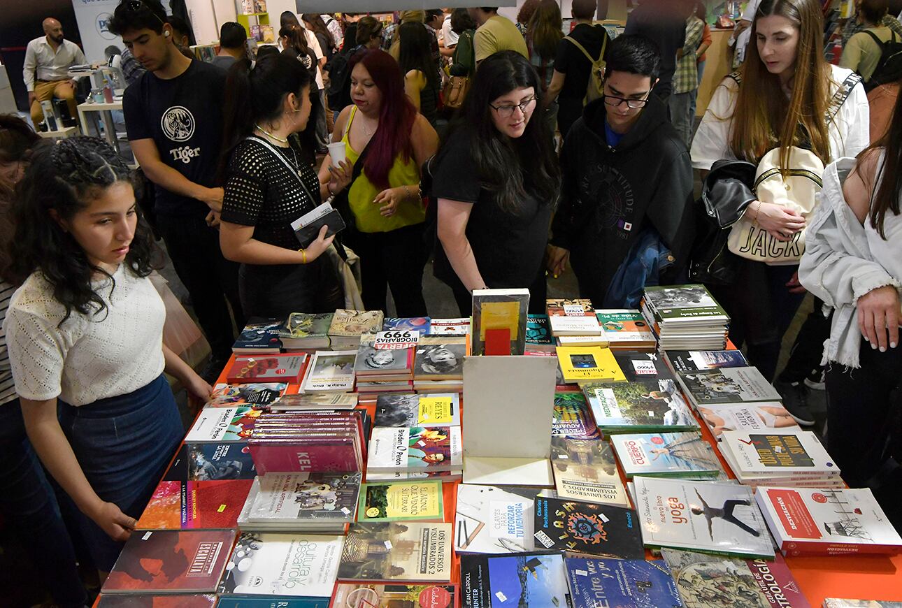 Este año, la Feria del Libro se extenderá hasta el 13 de mayo.