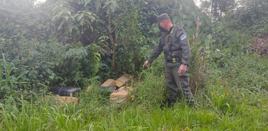 Efectivos de Gendarmería Nacional incautaron casi 200 kilogramos de droga en Colonia Delicia,