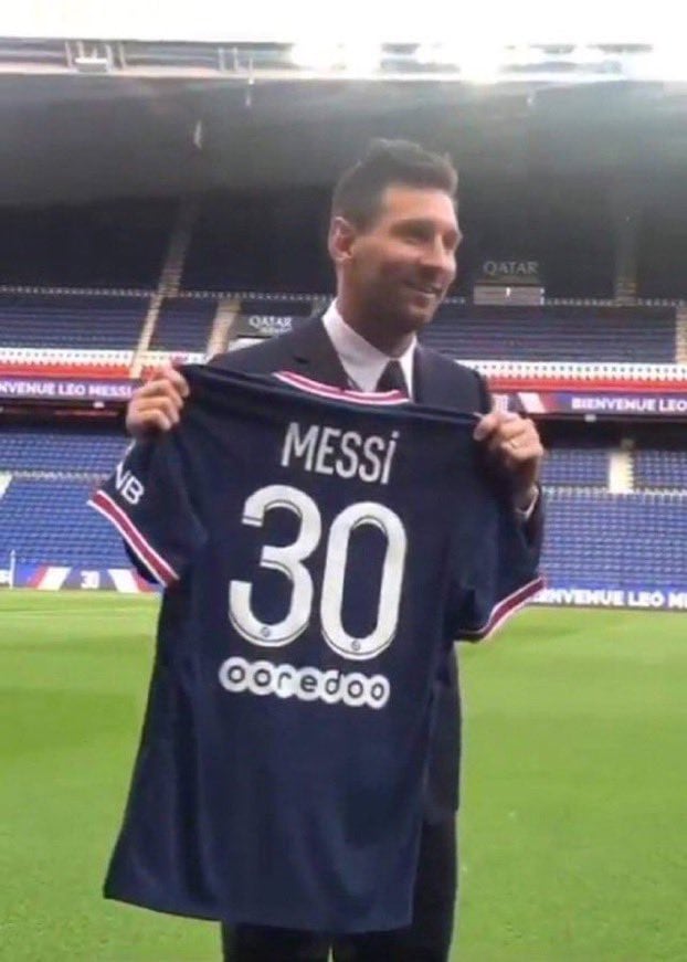 Las primeras imágenes de Messi con la camiseta del PSG.