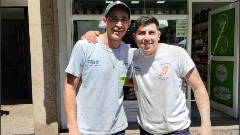 Rodrigo y Facundo, los trabajadores que rescataron al nene colgado de un balcón en Rosario.