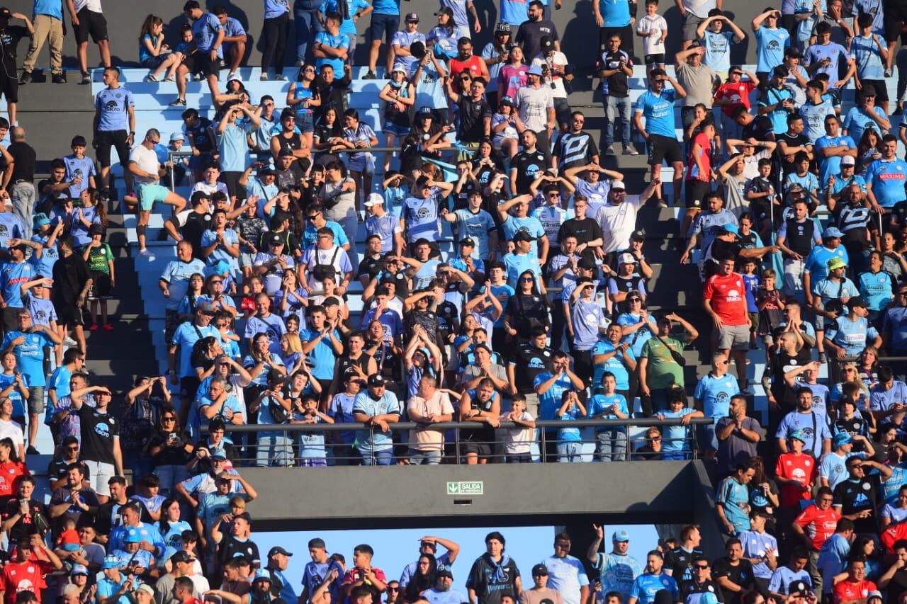 Belgrano vs. Estudiantes de La Plata, en Alberdi. (Javier Ferreyra / La Voz)