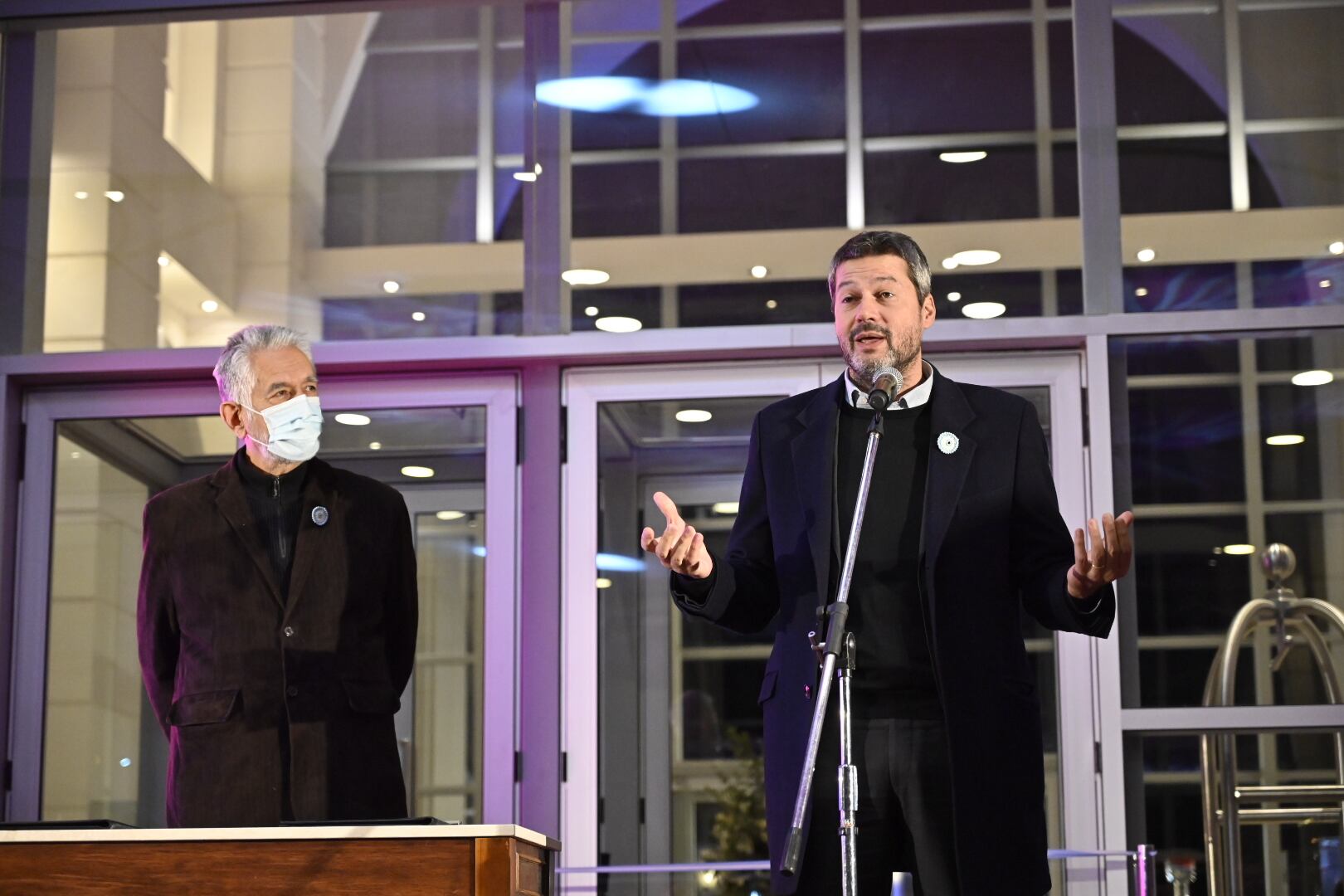 Inauguración del Hotel La Recova. Lammens y Rodríguez Saá.