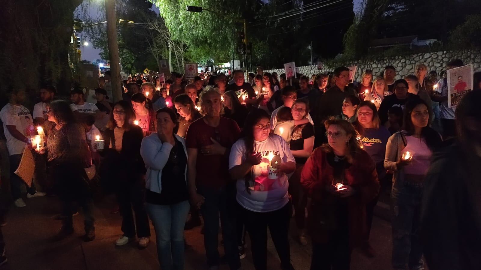 Marcha en Los Hornillos por el crimen de Santiago Aguilera. 