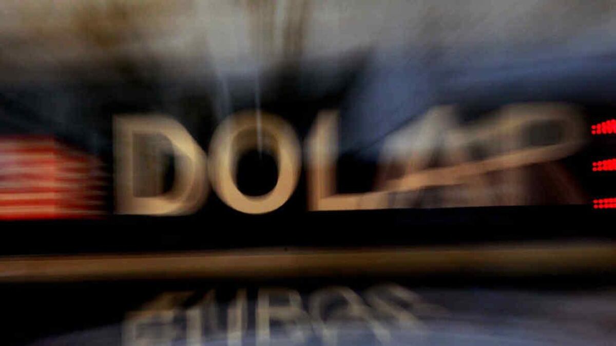 Dólar blue hoy: volvió a subir y rozó los 200 pesos, un récord histórico