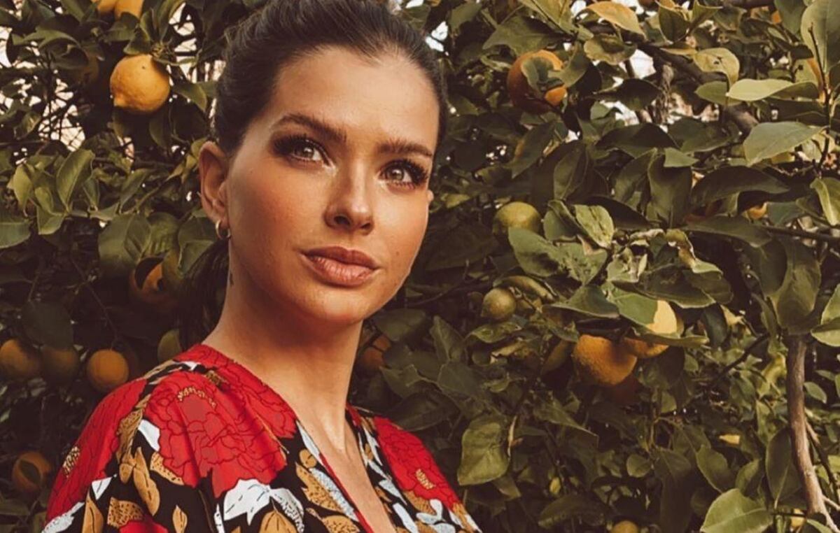 La China Suárez posó con un vestido ajustado y conquistó Instagram
