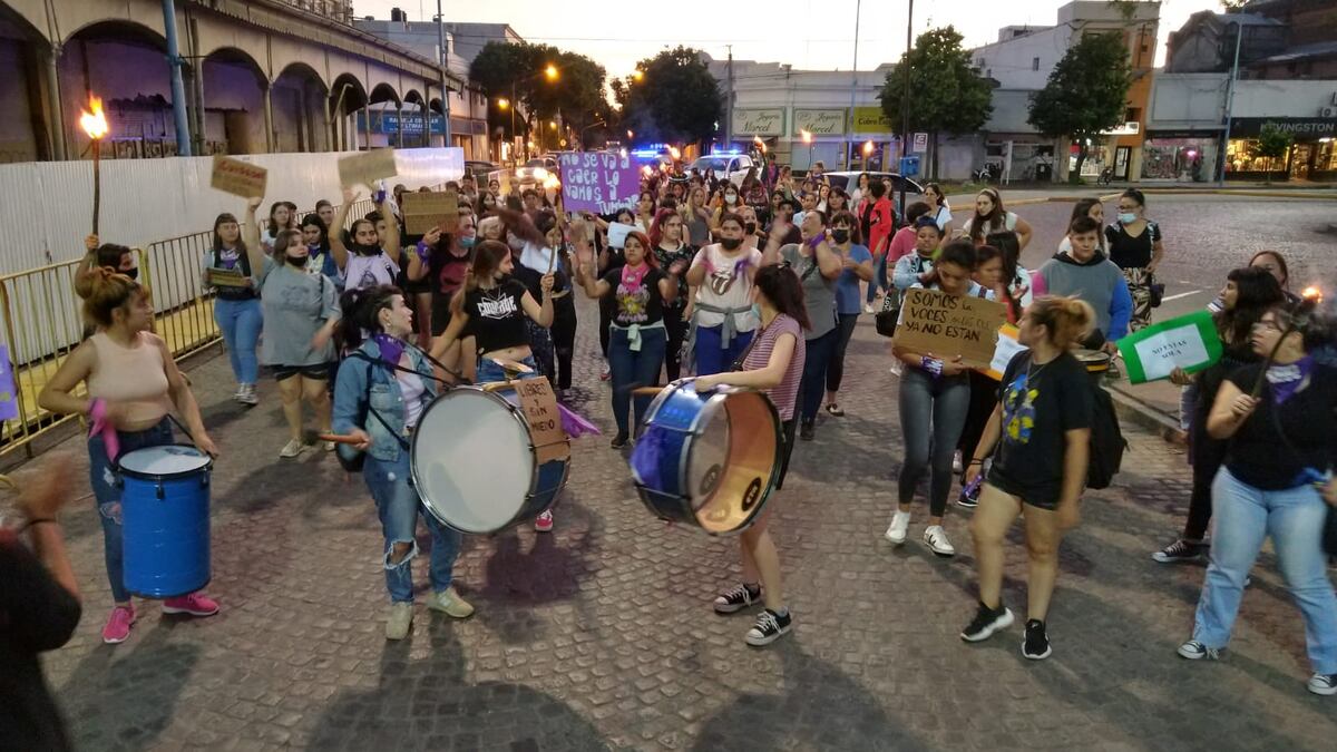 Rafaela marchó en contra de la violencia contra la mujer