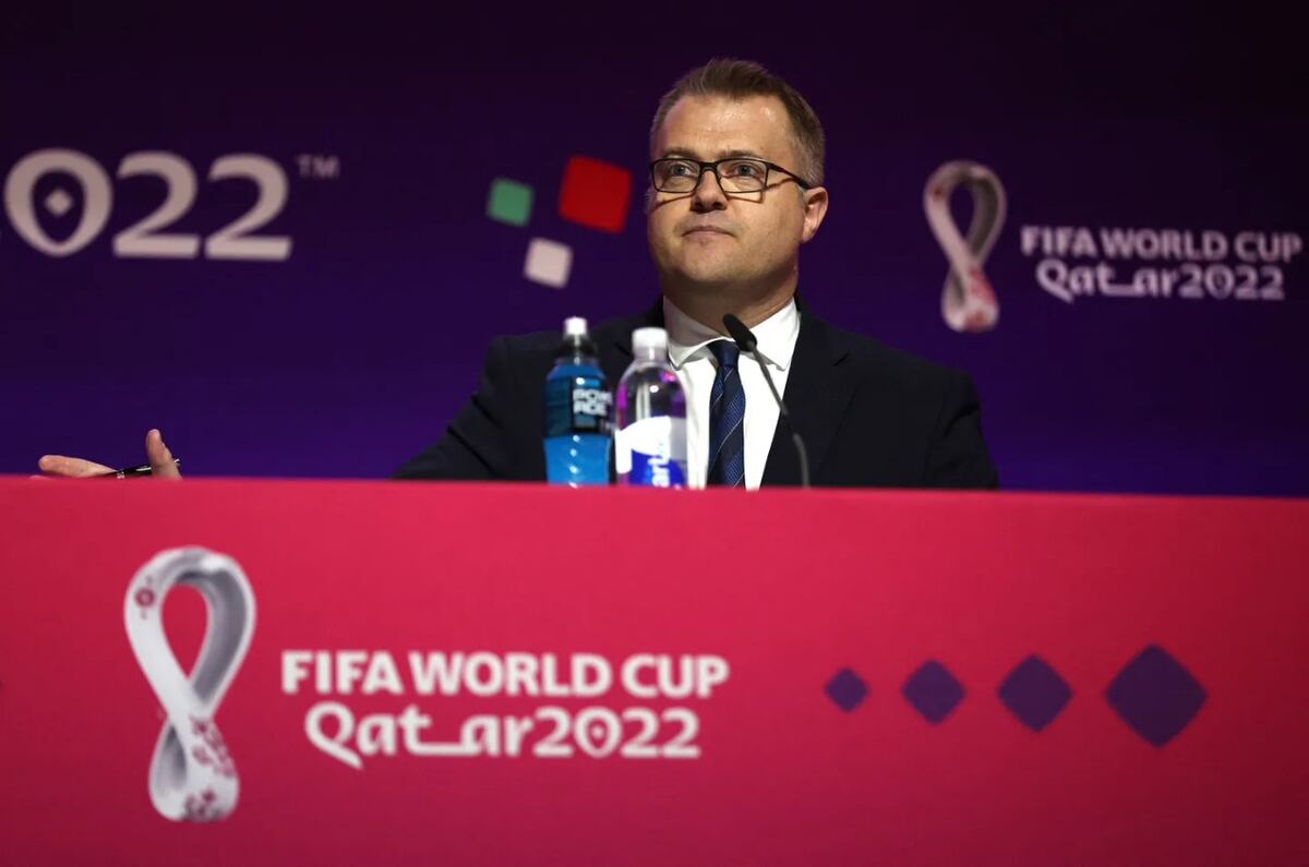 Un funcionario de la FIFA contó que es gay en medio de la polémica por los derechos de la diversidad sexual en Qatar