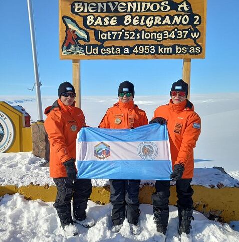 Una jujeña, una formoseña y una bonaerense, las primeras mujeres en invernar en la base Belgrano II del Ejército Argentino.