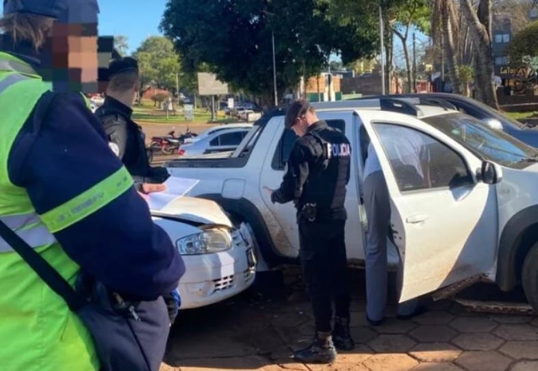 Despiste en Oberá dejó como saldo a una conductora herida.