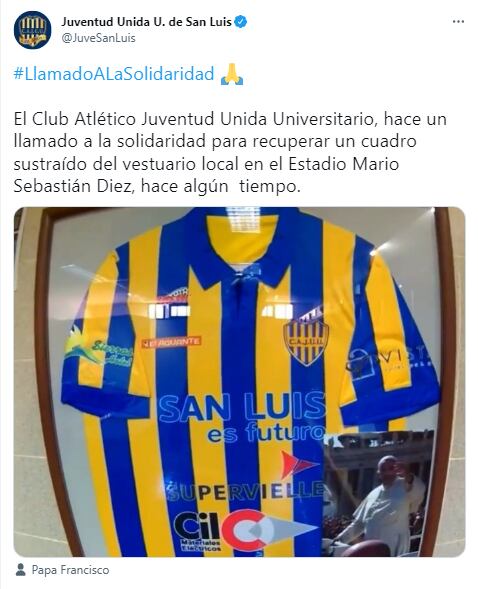 Camiseta de Juventud robada, bendecida por el Papa Francisco.