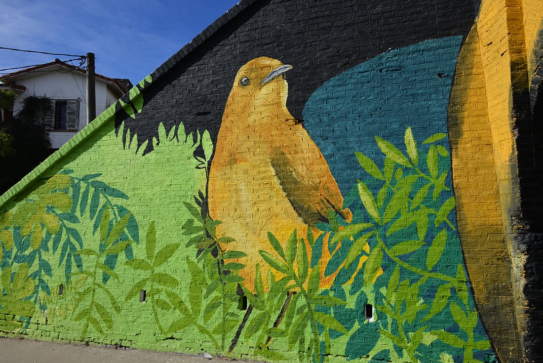 Intervinieron artísticamente el túnel que une barrio San Vicente con Maipú II.