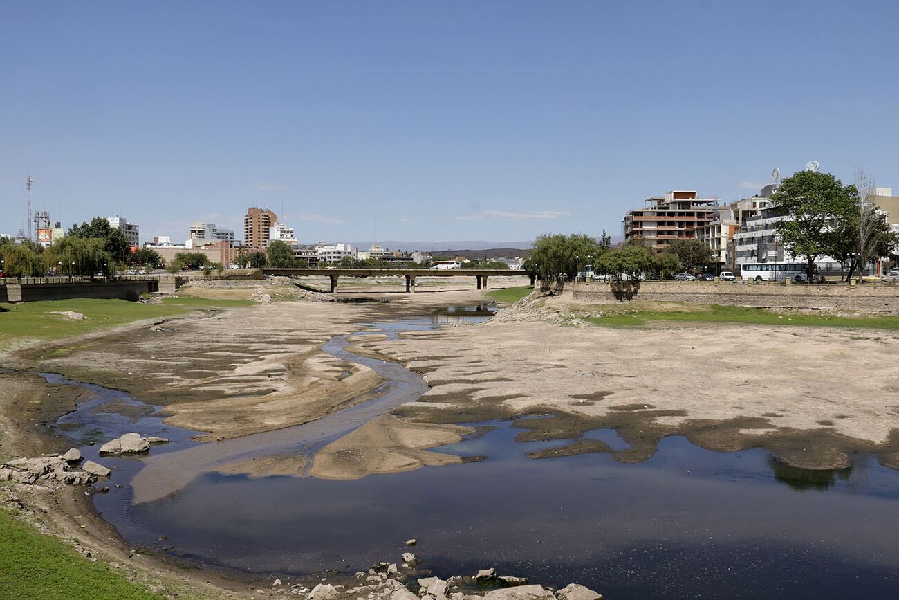 Sequía en el lago San Roque en Carlos Paz.