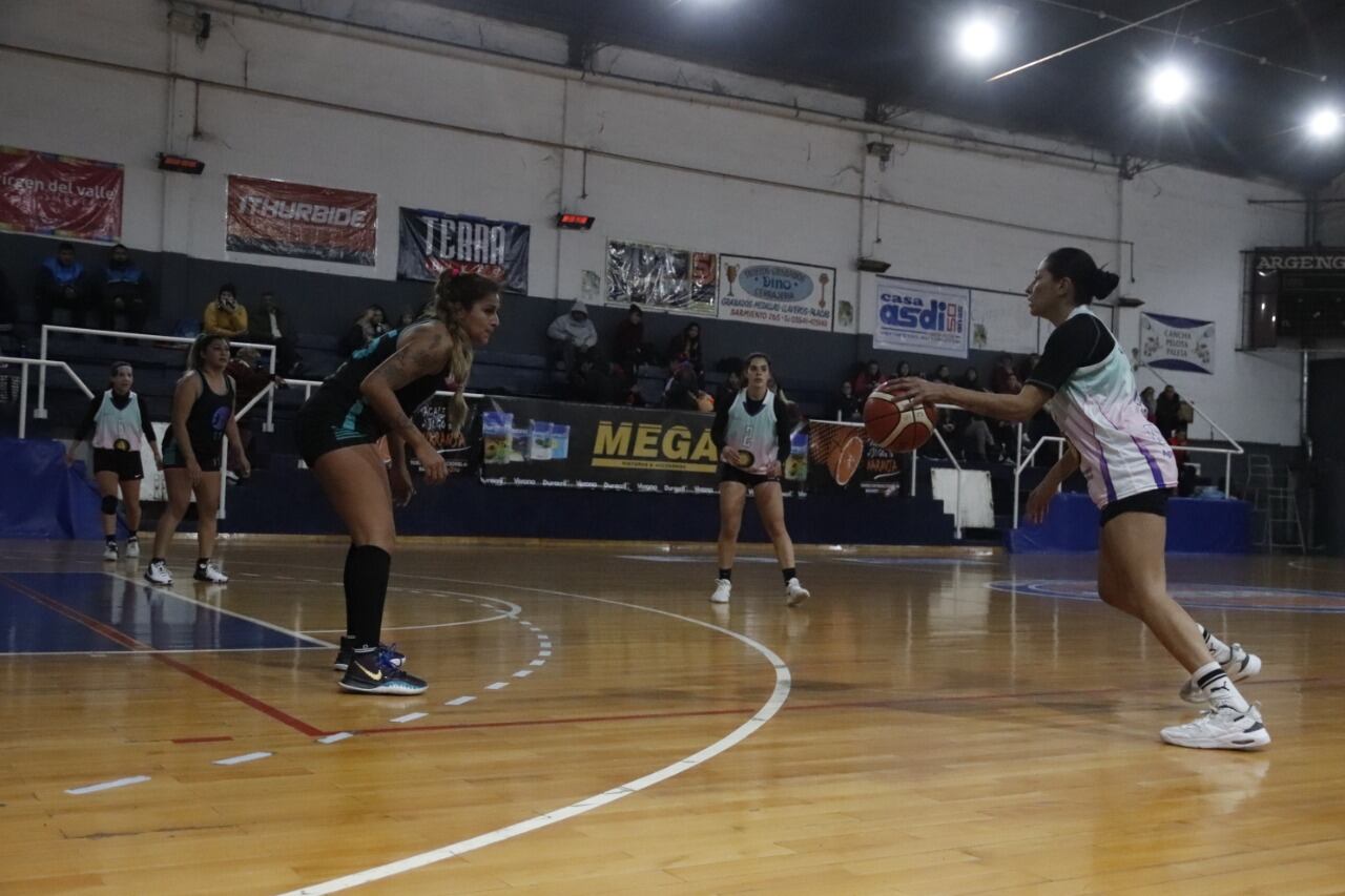 Básquet Femenino en Carlos Paz