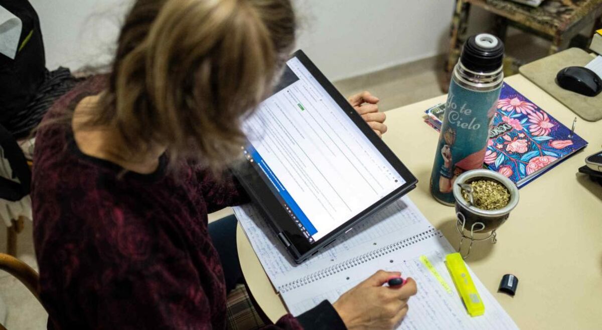Ya se pueden inscribir los docente en Mendoza Activa y recibir un reintegro del 40% por la compra de una computadora