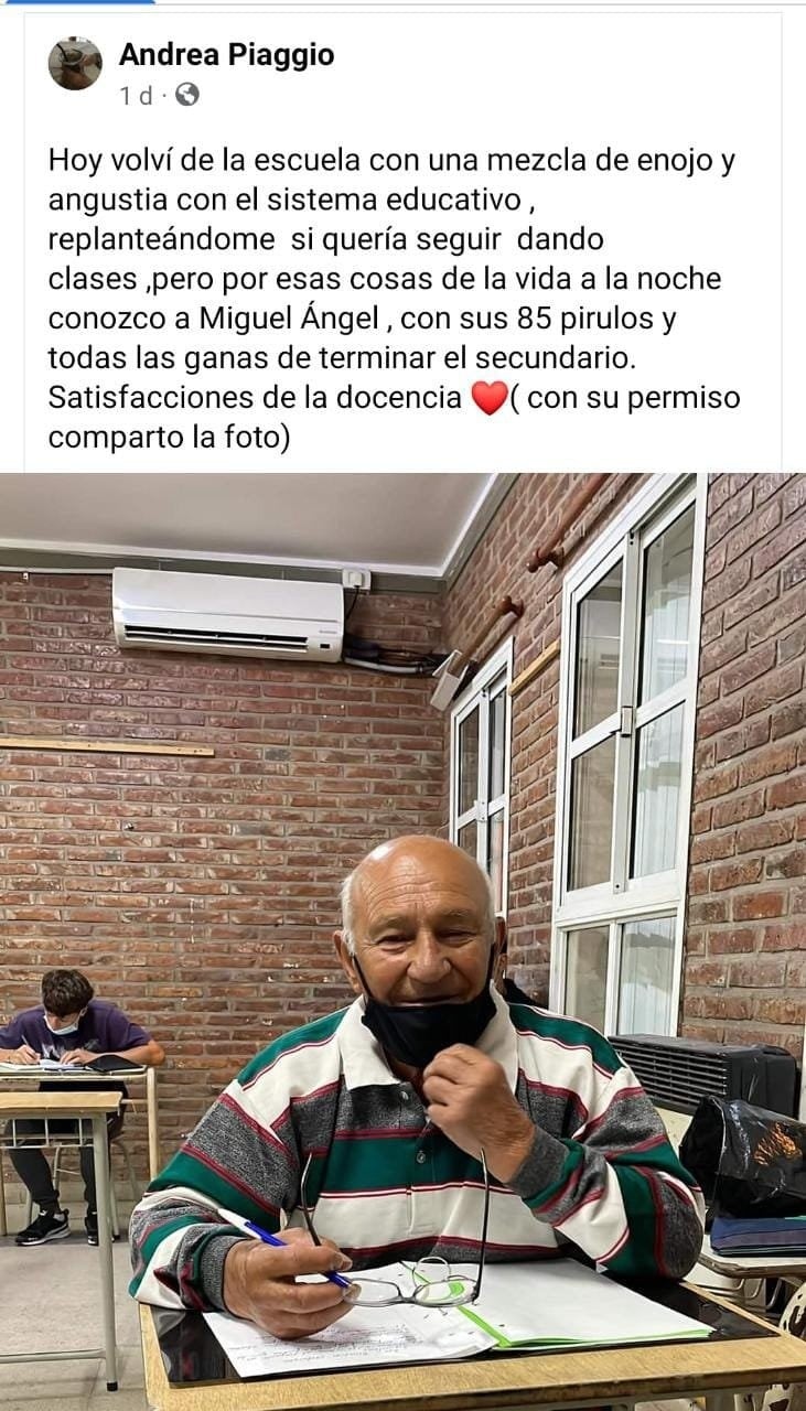 Una docente compartió la historia de un hombre de 85 años que estudia para terminar el secundario.